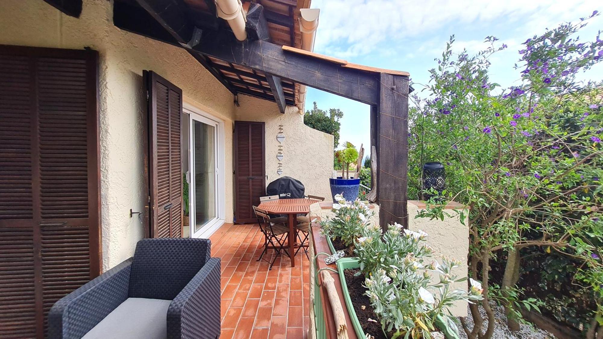 Bel Appartement Renove, Avec Terrasse Et Piscine ラ・クロワ・ヴァルメ エクステリア 写真